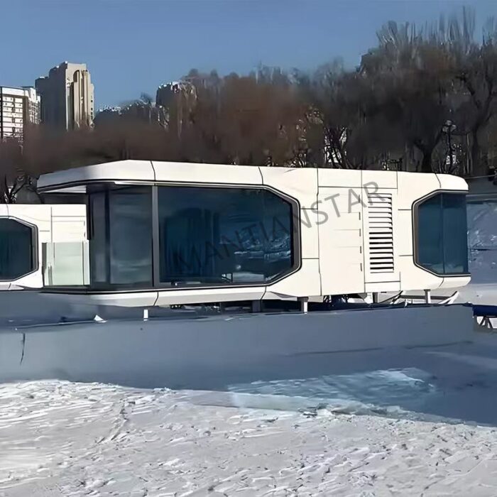 capsule house