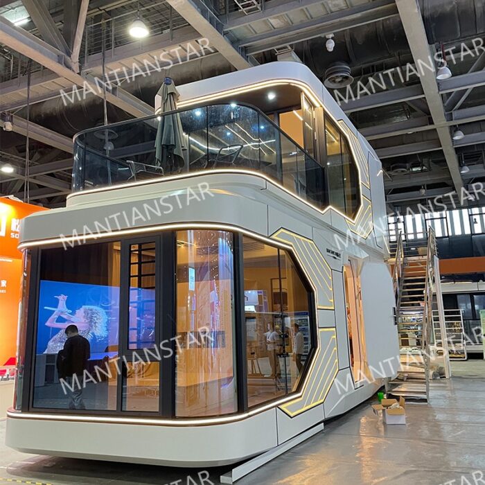 M9 capsule house
